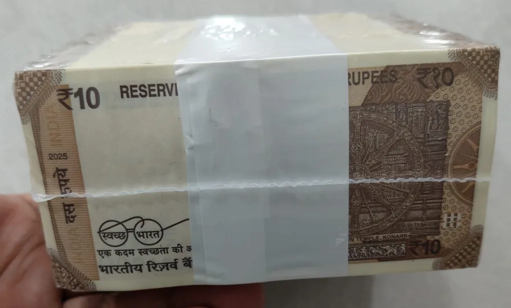 000001 lower number 2025 pack rim 10 Rupees RBI Governor Sanjay Malhotra Sealed 1000 note pack rim