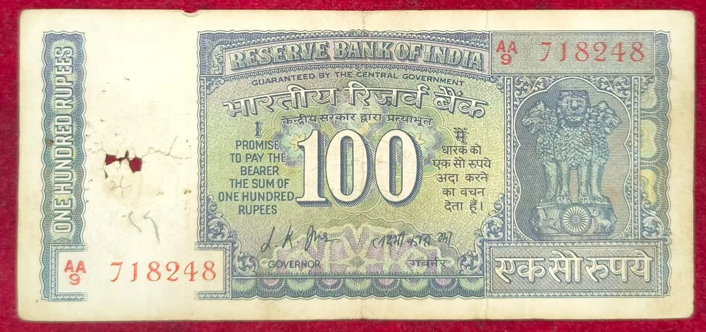 100 Rupees White Patti Governor L.K JHA Rare Note