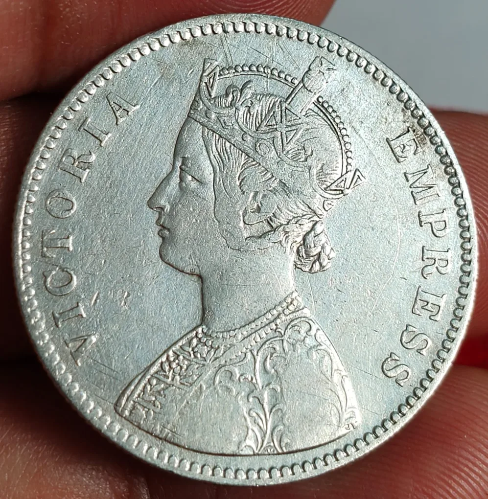 Alwar, 1880 Princely state of 1 Rupee - Victoria [Mangal Singh] Extermaly rare silver coin # A-451