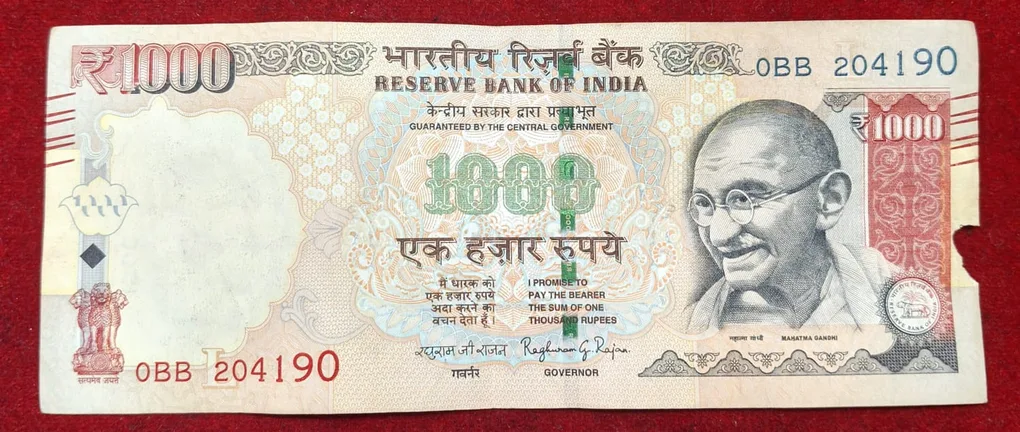 1000 Rupees Telescopy Number ( L Insert 2015 ) Governer Raghu RAM Corner CUT Rare Note