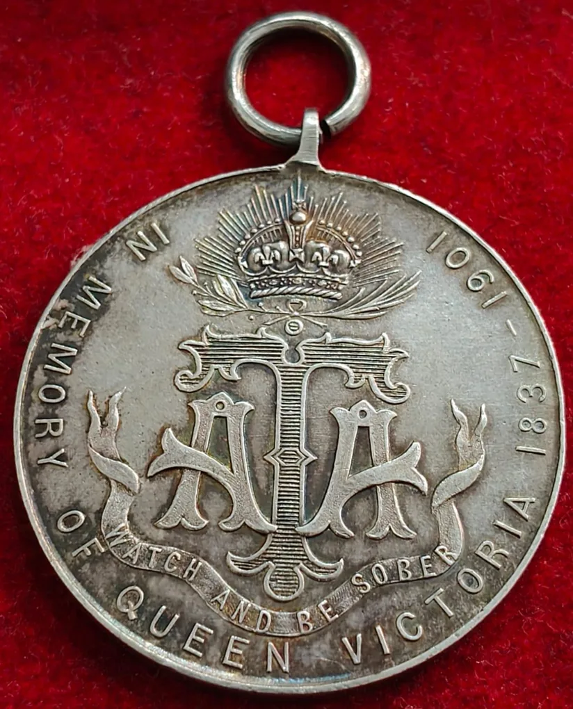 India - British 1901 Medal - Victoria Death; Army Temperance Association silver Composition Silver Weight 20.6 g Extermaly rare medal