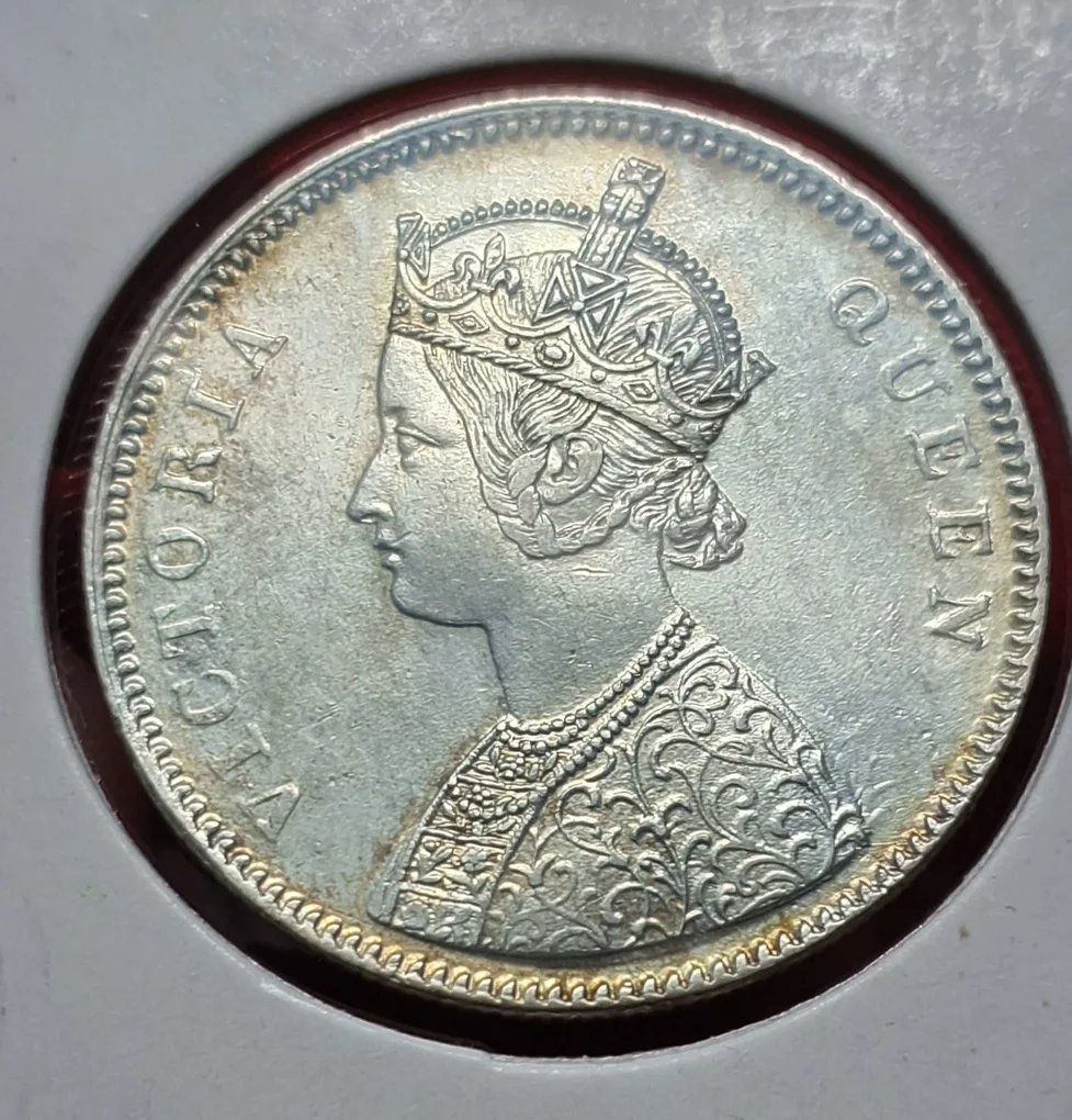 Rare 1 Rupee 1862 Victoria Queen 4 DOT Coin