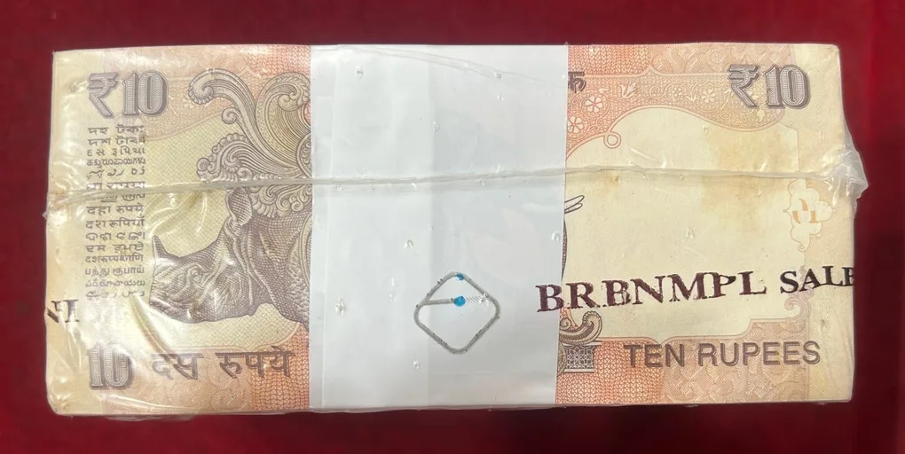 10 Rupees Sealed Pack Rim Old Issue Raghuram Rajan ( S insert ) 1000 Notes 10 Bundle