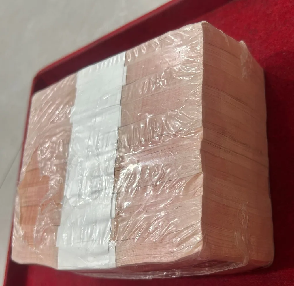 20 Ruppes old ishu mint seeled pack (R Insert) Rim very rare extremely Rare pack rim