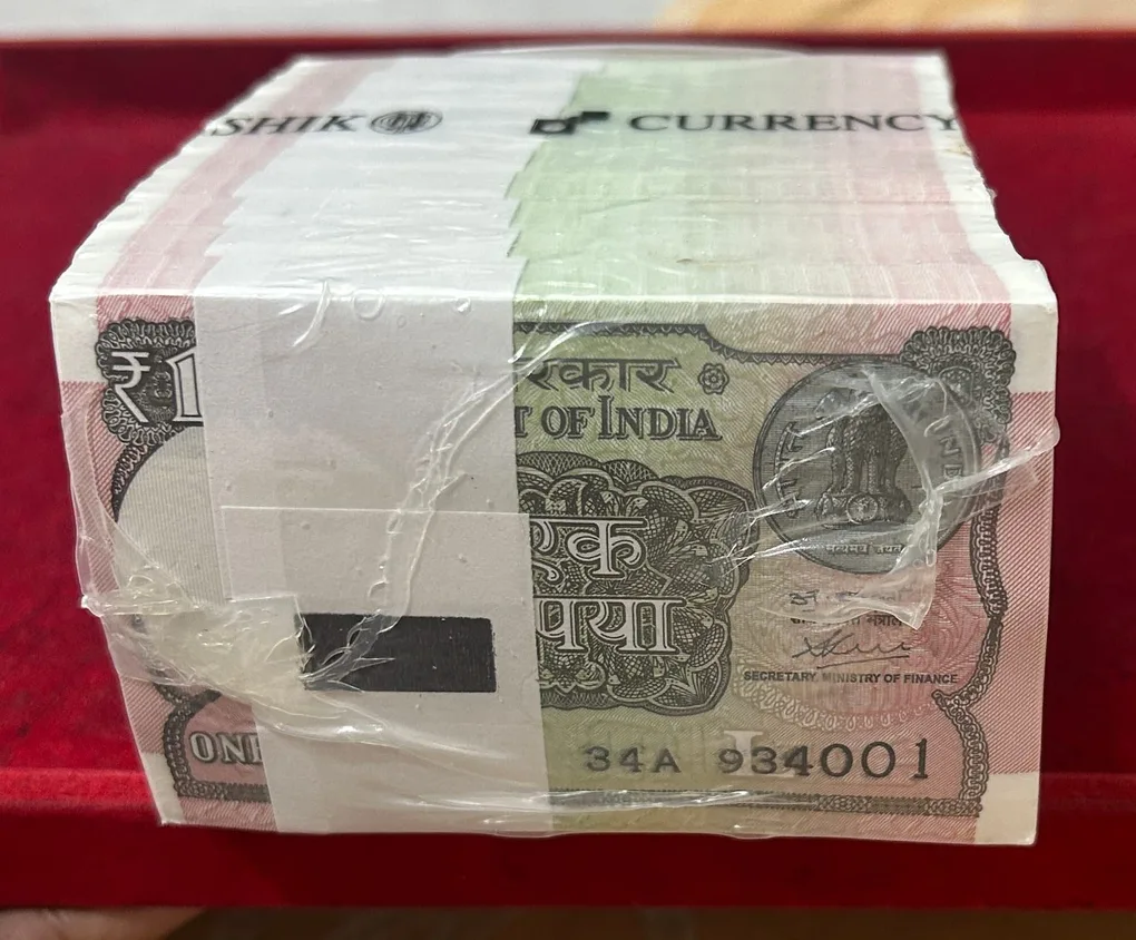 Rare 1 Rupee Rim 2020 Rare Date Complete RIM Sealed Mint Packed 1000 Notes GEM UNC
