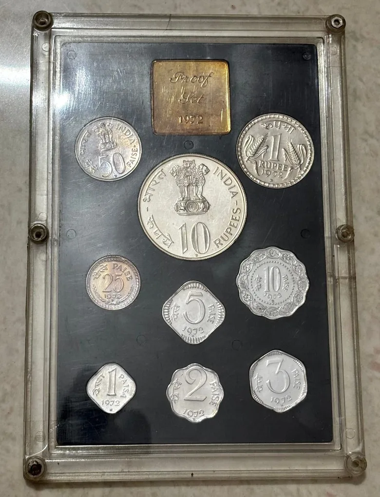 Rare 1972 Proof Set Broken Glass and Damage Cover with COA