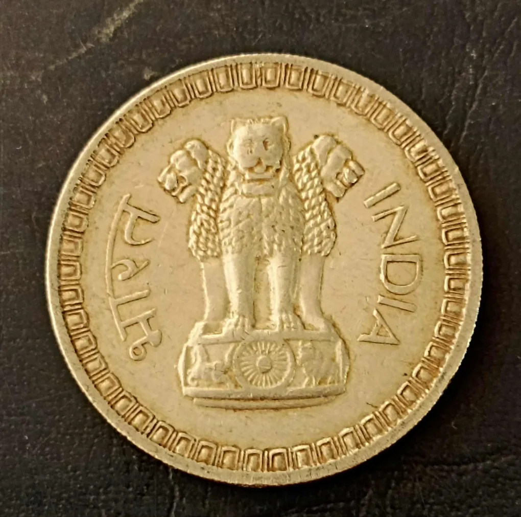Republic India Denominaton 1 ₹ Metal copper nickel Year 1962 Same and similar piece available