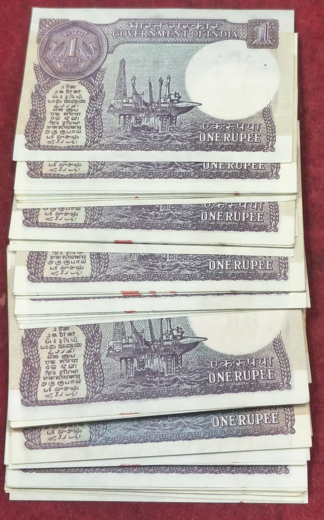 1 Rupees MIX Governor MIX Date Rare UNC ( 100 Note LOTT )