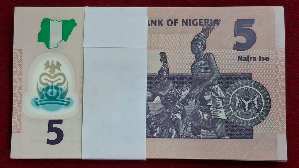Nigeria 5 Naire Polymer Rare ( 100 Note) Serial Packet GEM UNC