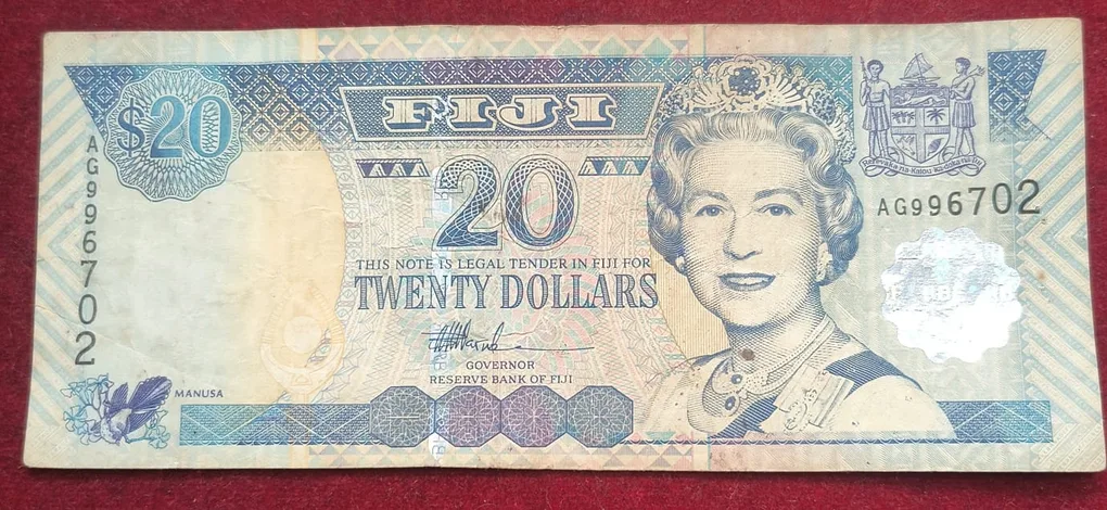 Fiji 20 Dollars Rare Note # B-2
