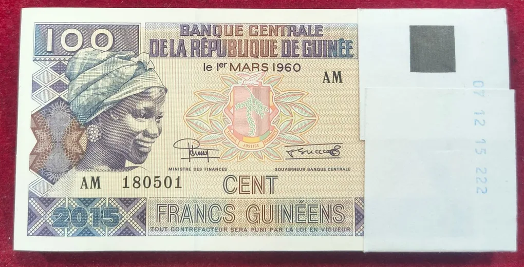Guinea 100 Francs Rare (100 Note ) Serial Packet