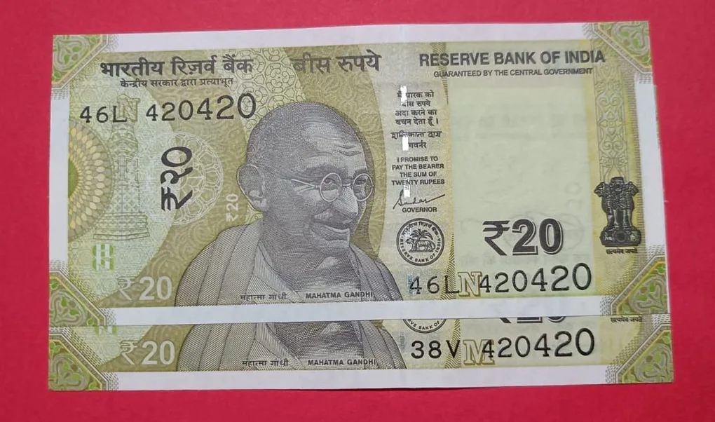 20 Rs 420420 GEM UNC Condition Set of 2 Notes