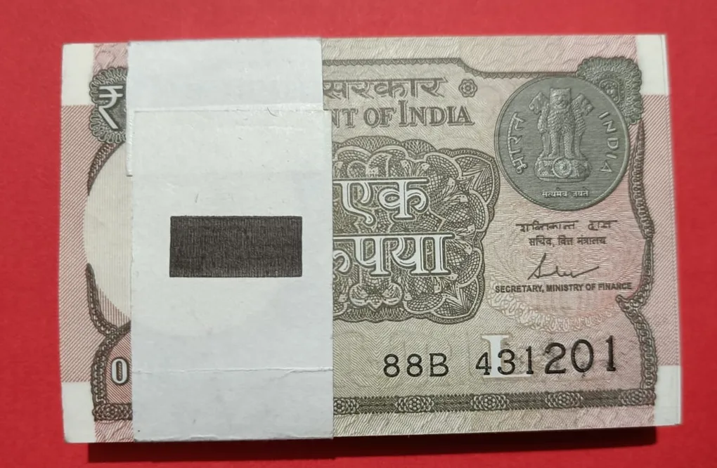 1 Rs GEM UNC Complete Serial Bundle