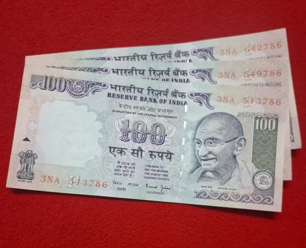 100 Rupee Note Ending 786 AUNC Condition Note Each Note Price 472.5