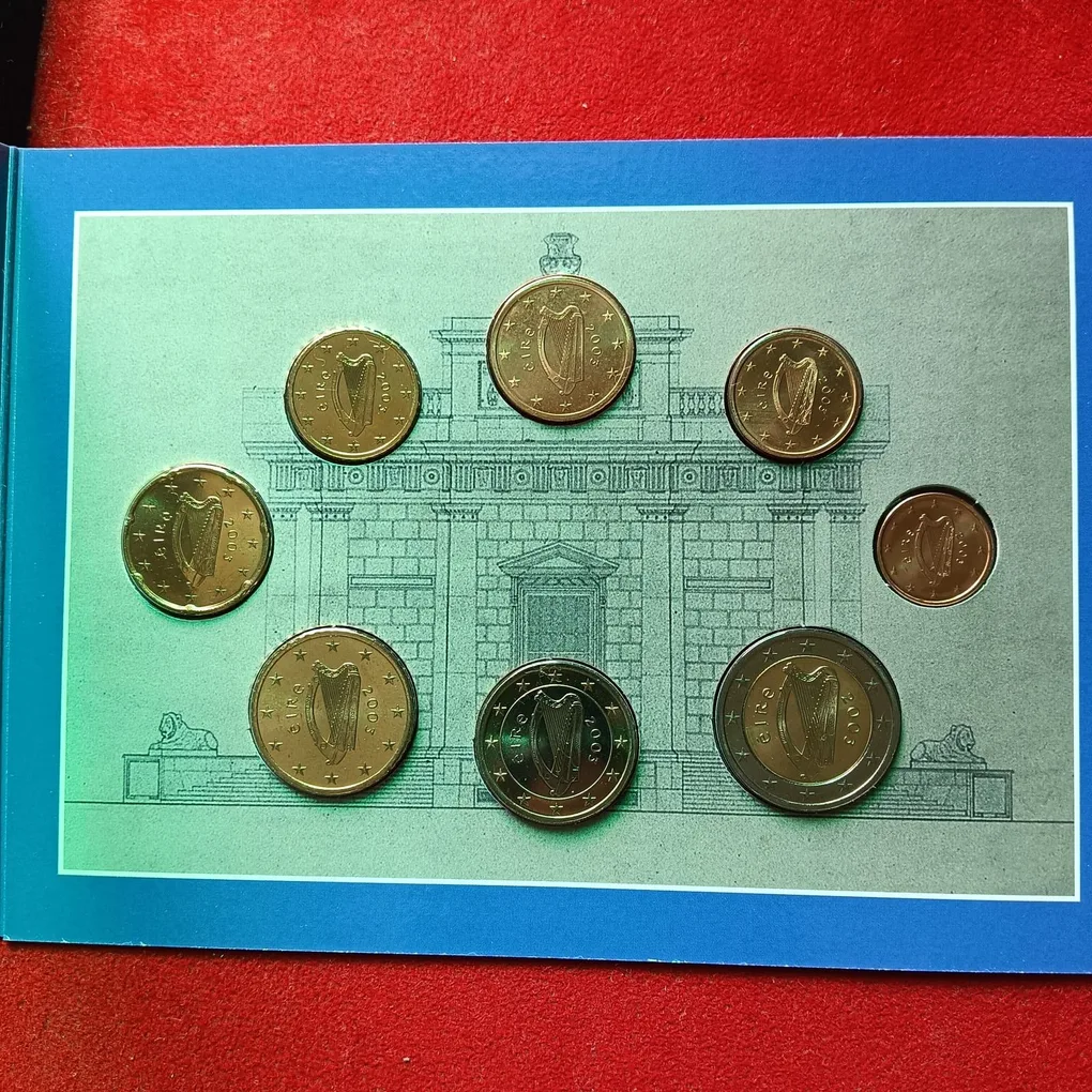 The Casino Mario Central Bank Of Ireland Uncirculated Euro Coin Set 2003 Year
