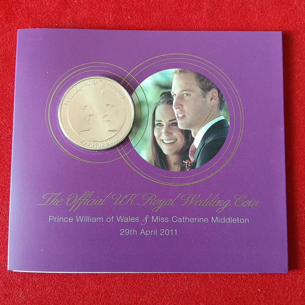Rare The Official UK Royal Wedding Coin Prince William 5 Pounds Proof Coin 2011 Issue By Royal Mint UK