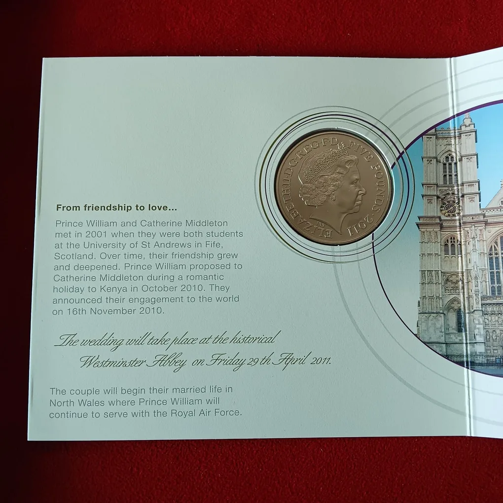 Rare The Official UK Royal Wedding Coin Prince William 5 Pounds Proof Coin 2011 Issue By Royal Mint UK