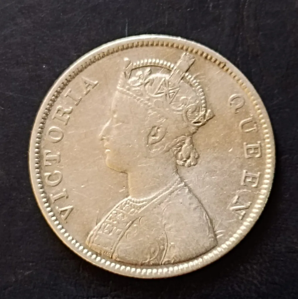 Silver British India Victoria queen Denominaton 1 ₹ Year 1862 Same and similar piece available