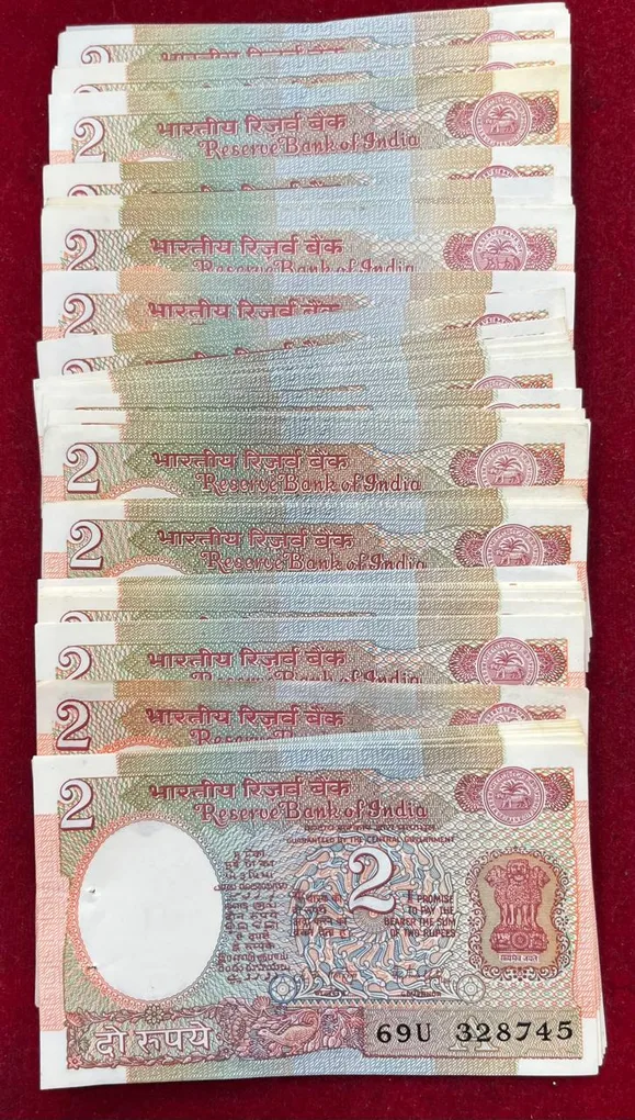 2 Rupees MIX Governor UNC Condition (100 pcs lott ) Rare Note # SKU-29