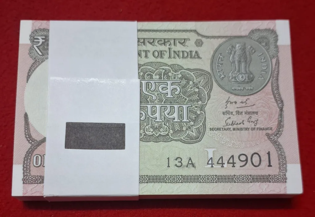One Rupee Packet 2018 444999 Serial No. 444901