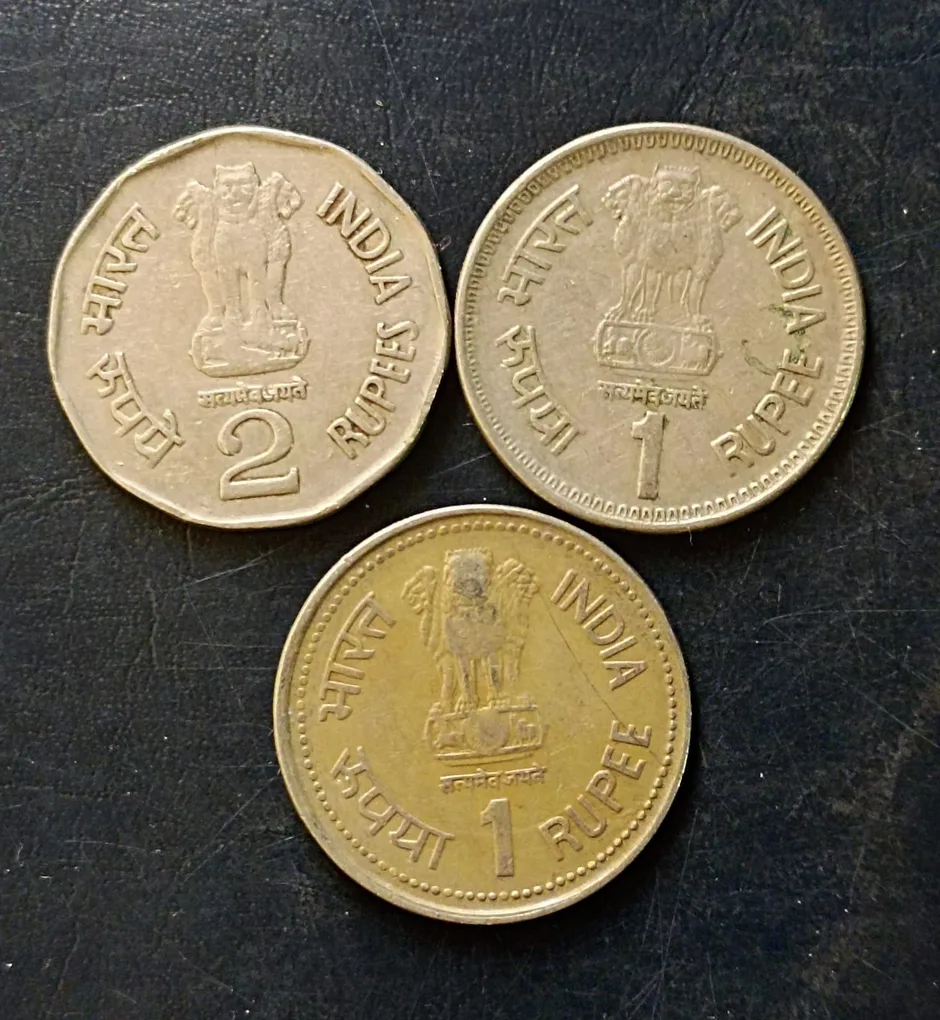 Republic india Denominaton 1 ₹-2₹ Metal copper nickel Hyderabad mint Same and similar piece available
