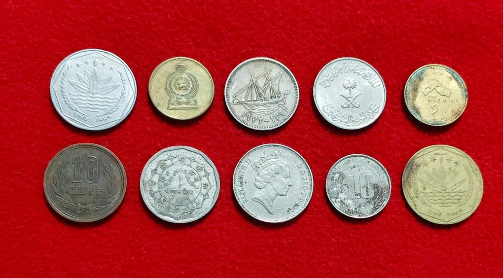 10 foreign coin Sku 01
