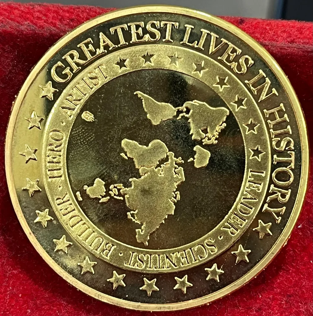 Mahatama Gandhi Greatest Lives in HI Story Big Size Medal with Capsul Rare Coin #N-502