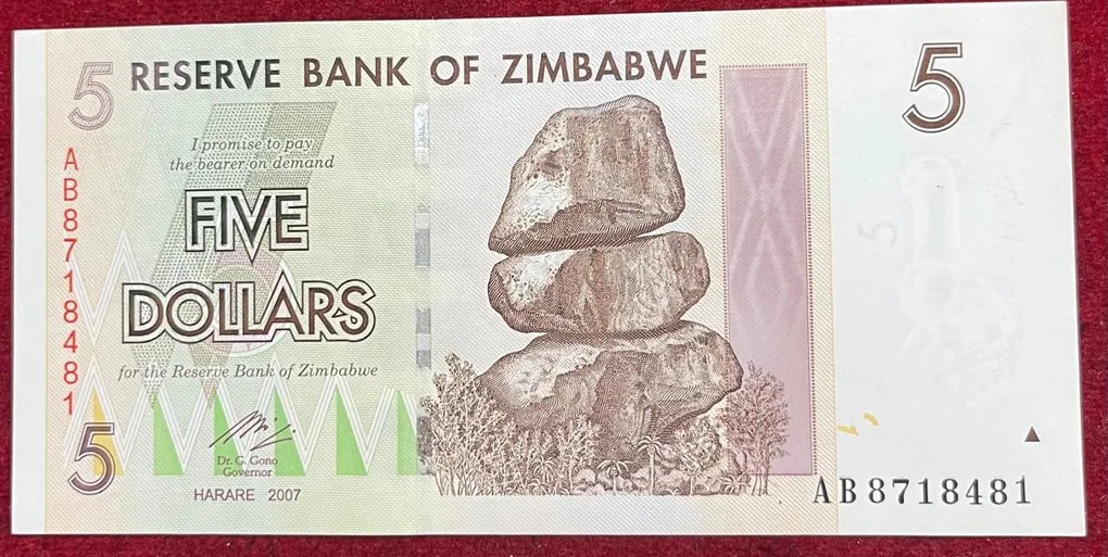 Zimbabwe 5 Dollars UNC Bank Note