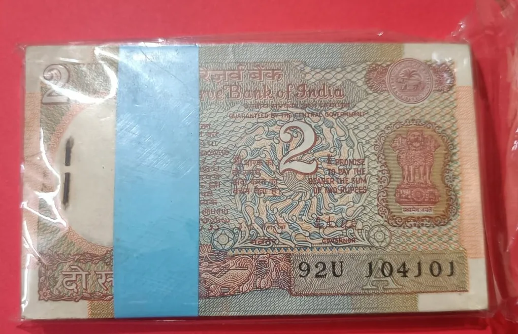 2 Rs Satellite Bundle GEM UNC Condition