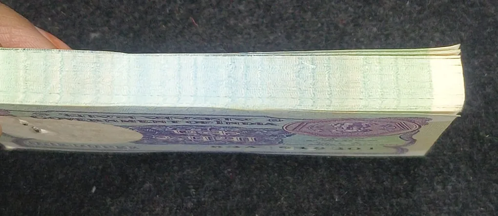 One Rupees Governor Gopi Patel GEM Chocolate Condition Serial Packet