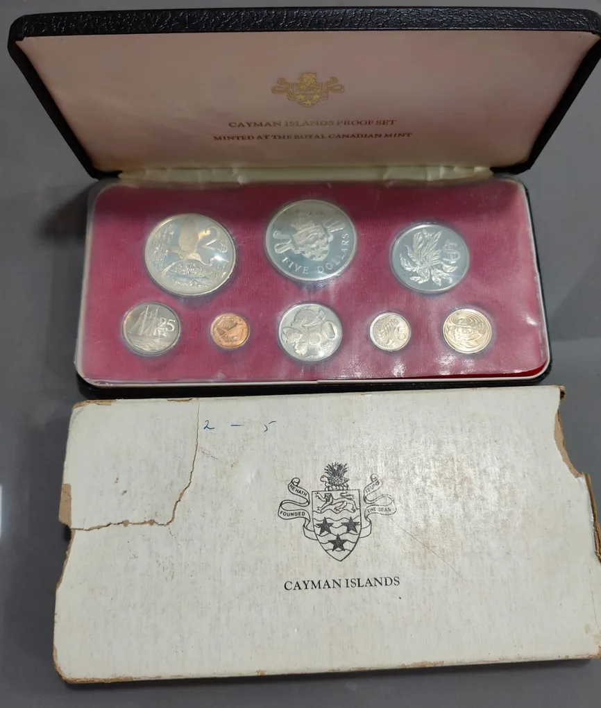 1974 Cayman Islands Queen Elizabeth II Proof Set of 8 Coins 3 are Silver