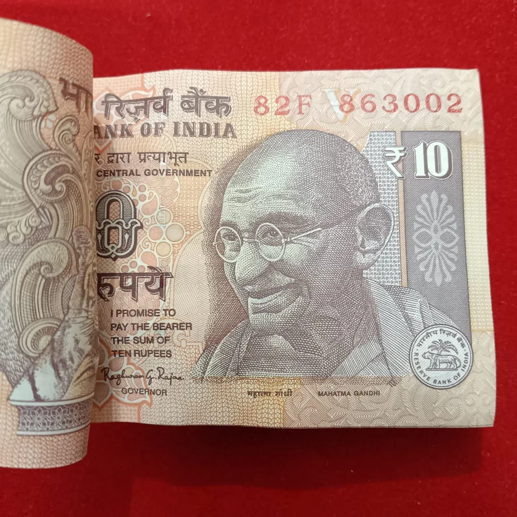 Ten Rs Old Gandhi Bundle Governor Raghuram Rajan Gem Unc Condition 863001