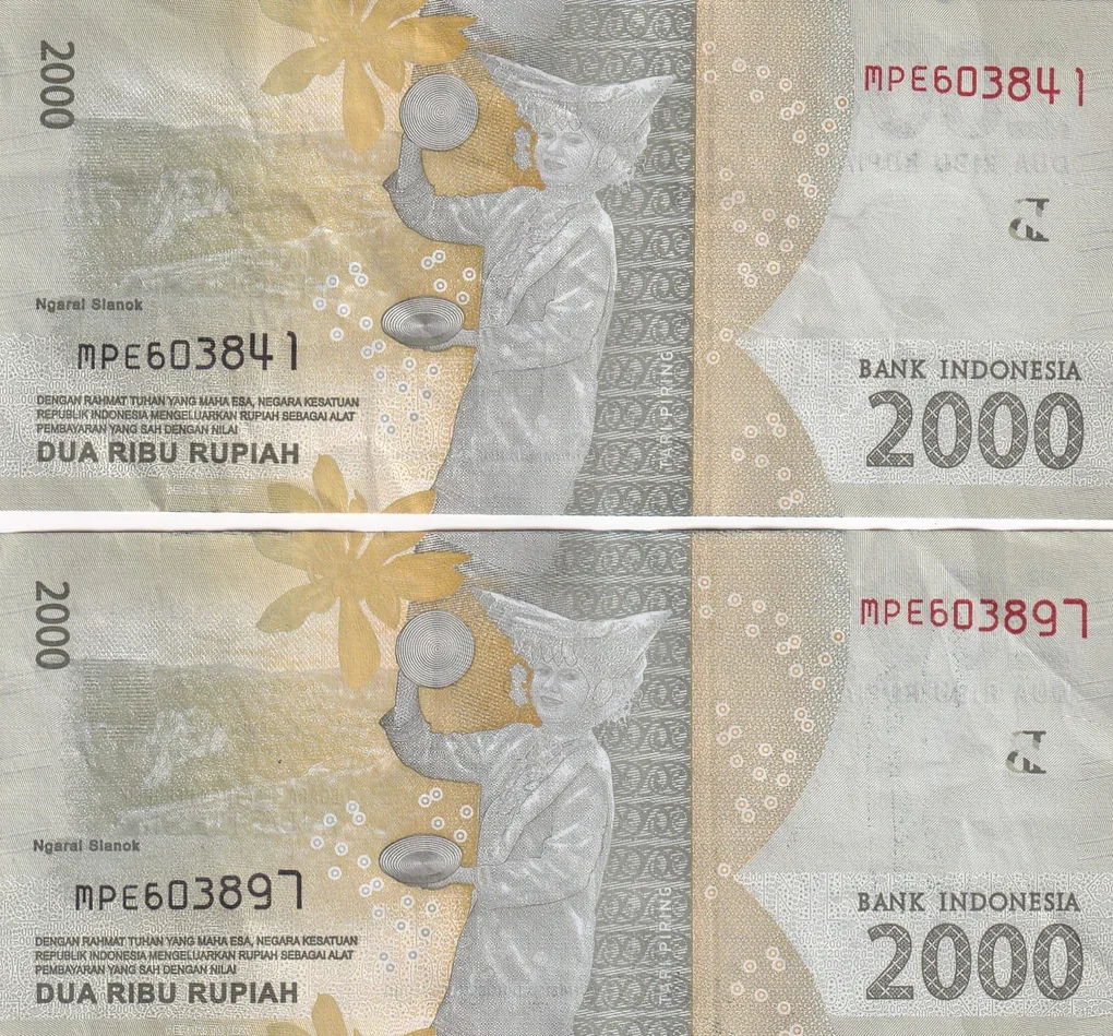 Indonesia 2000 Rupiah (2 PCS LOTT) Rare Note