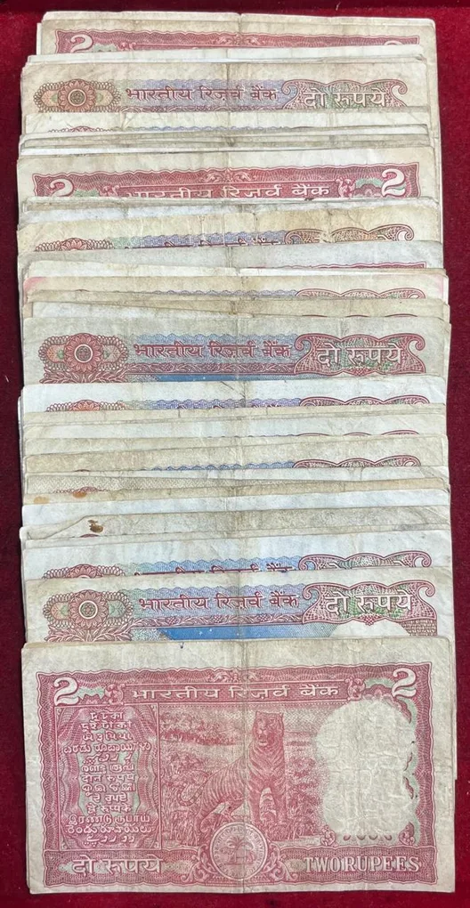 2 Rupees MIX Governor (100 PCS LOTT) MIX Condition Rare Note #SKU-45