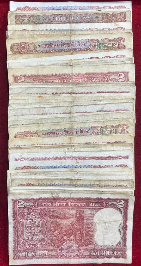 2 Rupees MIX Governor (100 PCS LOTT) MIX Condition Rare Note #SKU-46