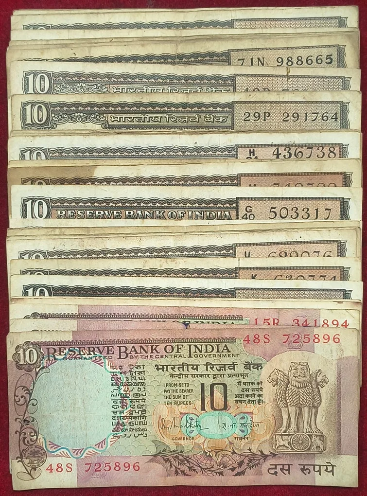 10 Rupees Old Issue Used Condition Mix Governor (50 Pcs Lott) # Sk-1