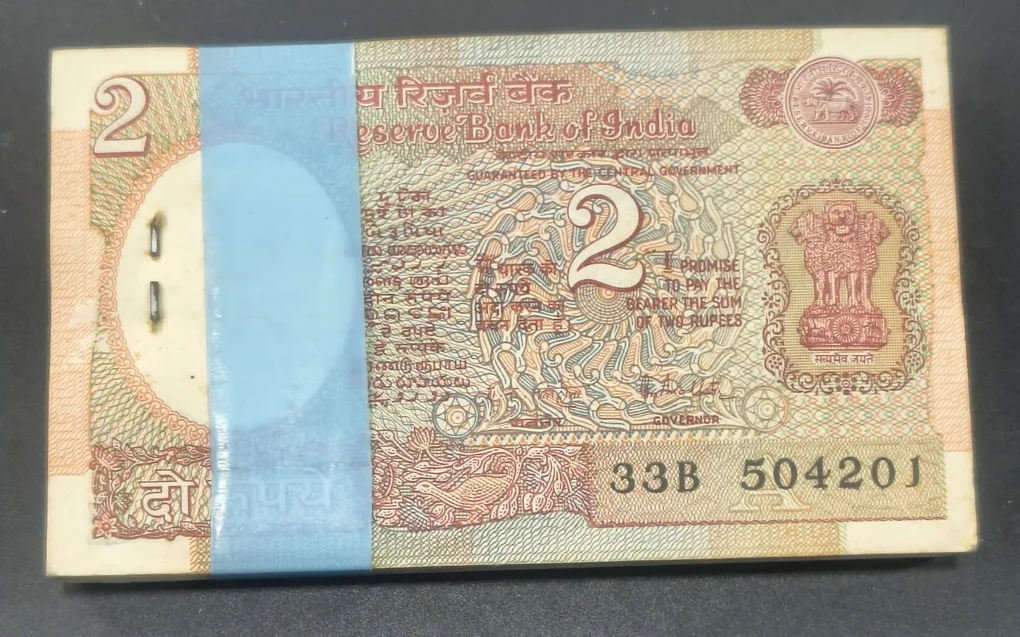 2 Rupees Satellite Governor R.N Molhotra (100 Note) Rare Serial PACKET#SK-14