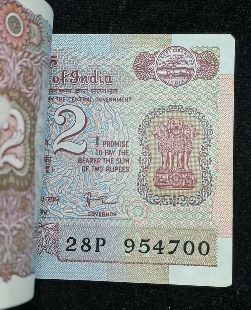 2 Rupees Satellite Governor Amitabh GOSH Rare Serial Packet