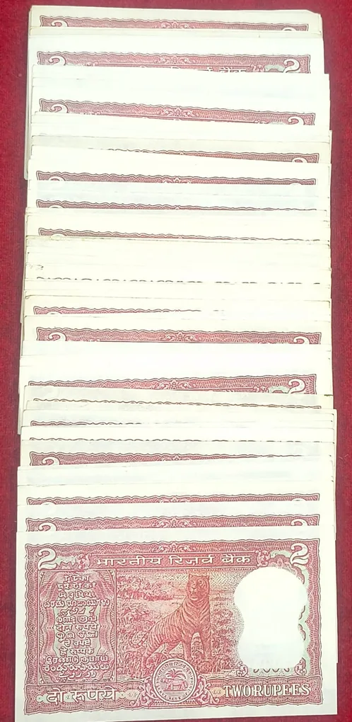 2 Rupees Tiger Issue MIX Governor (100 PCS LOTT) UNC Note