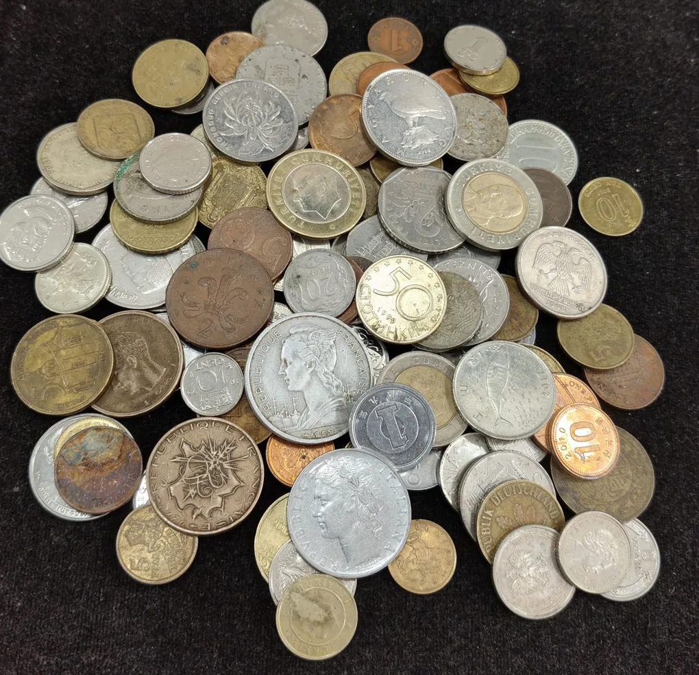 100 Different World Coin Lowest Price