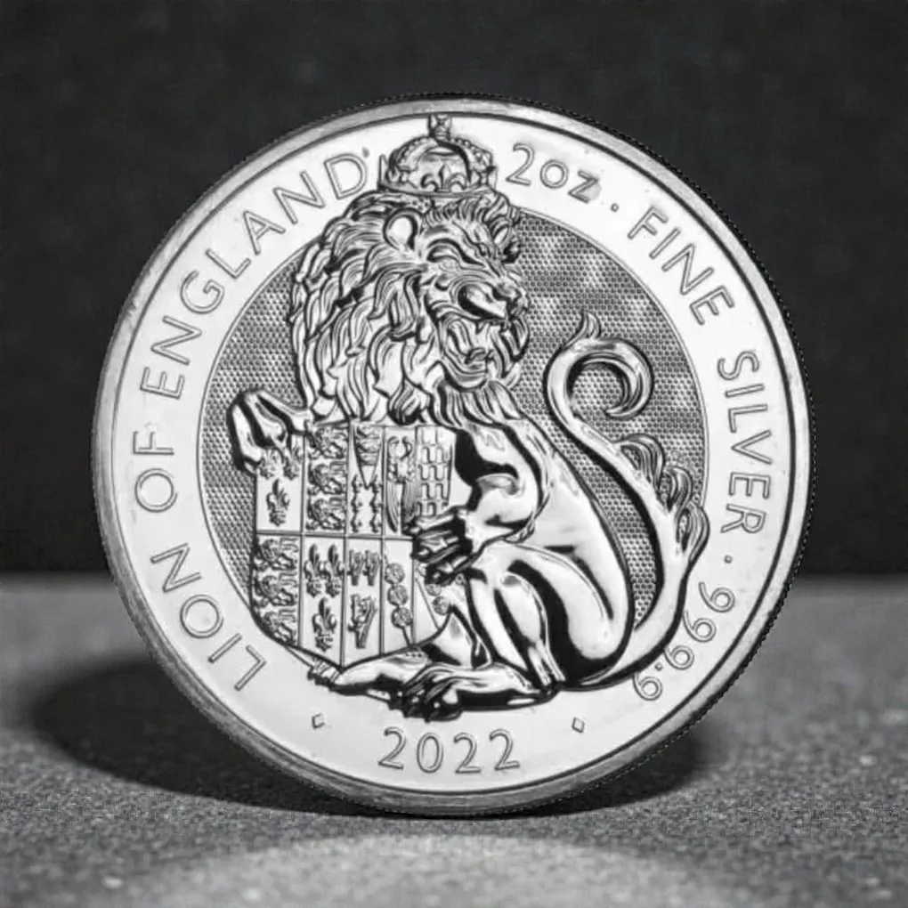 United Kingdom 2 Oz Fine Silver Lion of England and Queen Elizabeth II 2022 Issue Very Unique and Rare