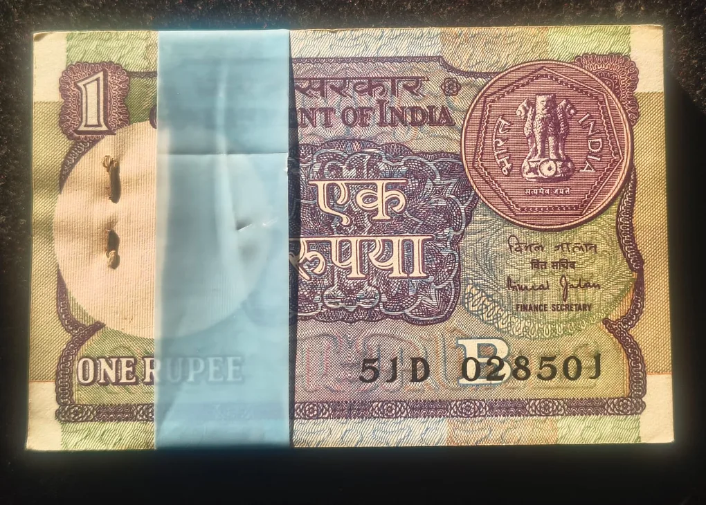 1 Rupees 1990 Governor Bimal Jalan Rare UNC Serial Packet