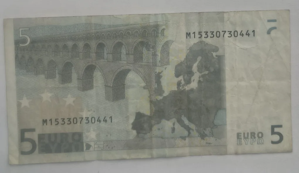 European 5 Euro Rare Bank Note #B-2