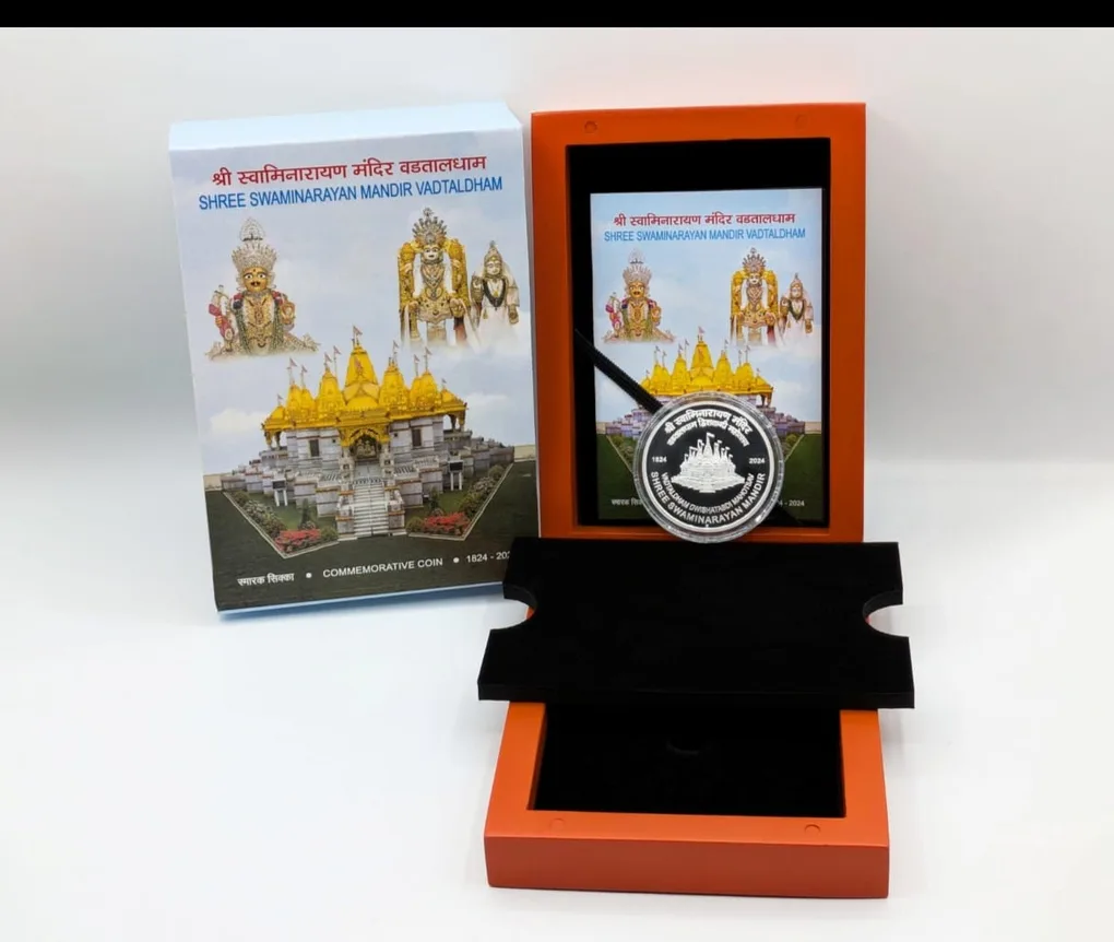 Shree Swaminarayan Mandir Vadtaldham 1824-2024 Rare (40 GR. Silver) Wooden Proof Set