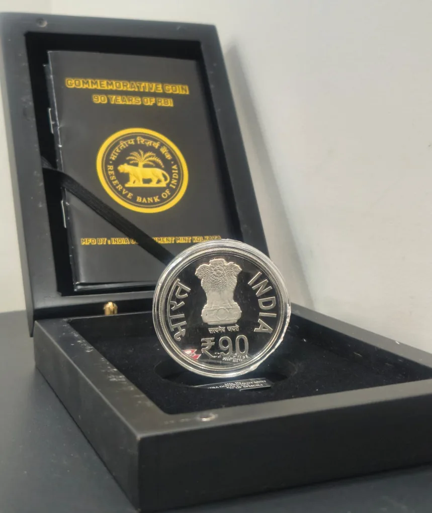 90 Years of RBI { MFD by : India Government Mint Kolkata } Rare (40 GR. Silver) Wooden Proof Set