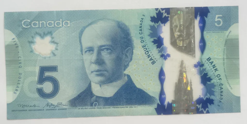 Canada 5 Dollar Rare Polymer Note