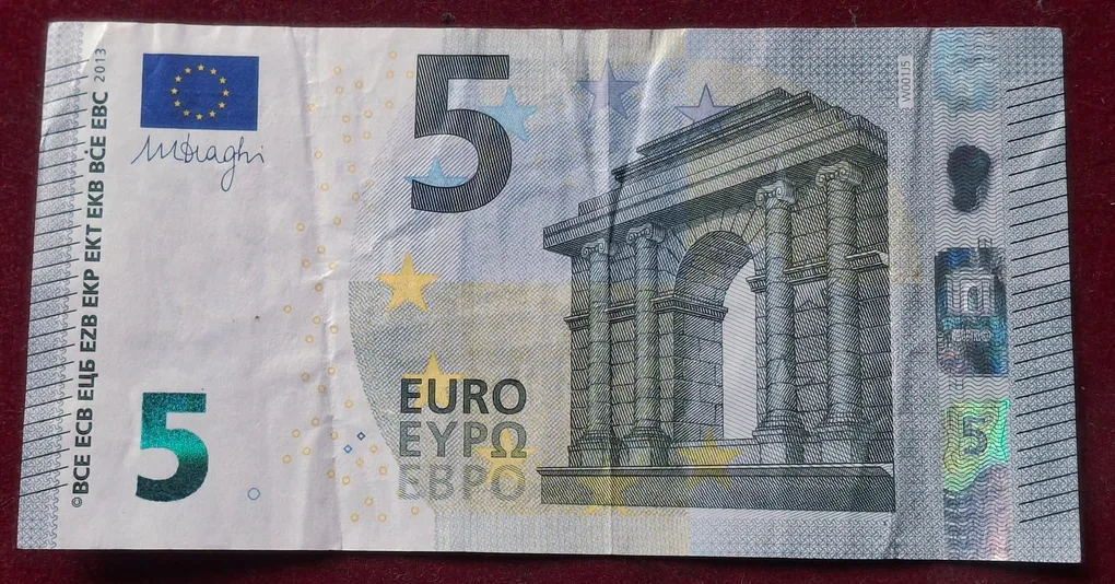 Eurozone 5 Euros Europa Series Rare World Note #B2