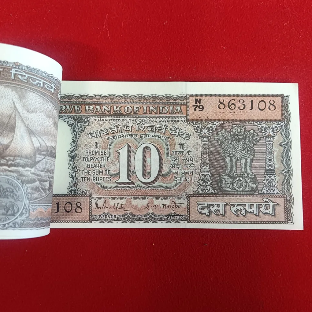 Ten Rs Rare Black Boat Full Bundle Governor RN Malhotra UNC Condition 863101