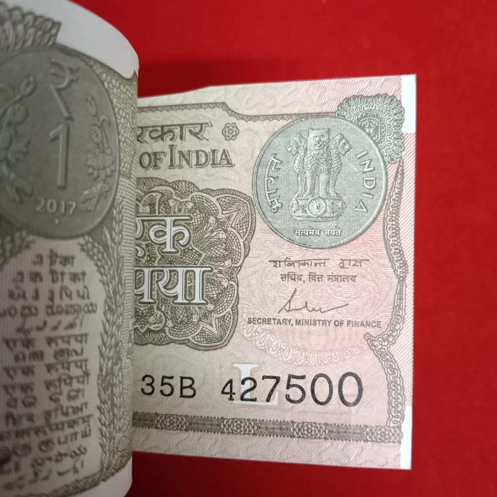 One Rs Full Bundle Finance Minister Shaktikant Das 2017 Year Republic of India 428401