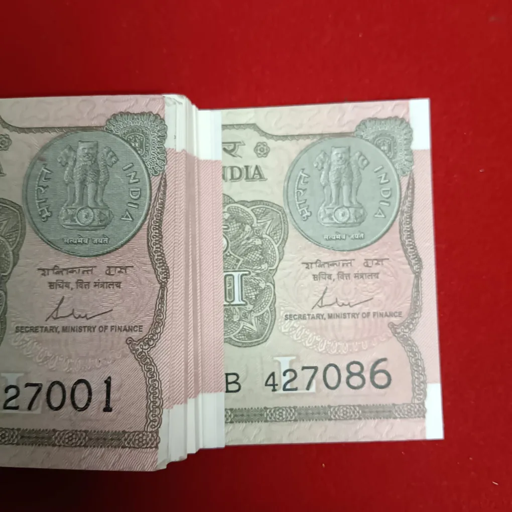 One Rs Full Bundle Finance Secretary Shaktikant Das 2017 Year Gem Unc Condition 427001